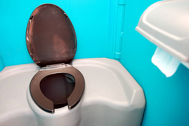 Best Porta potty rental near me  in Maury, NC